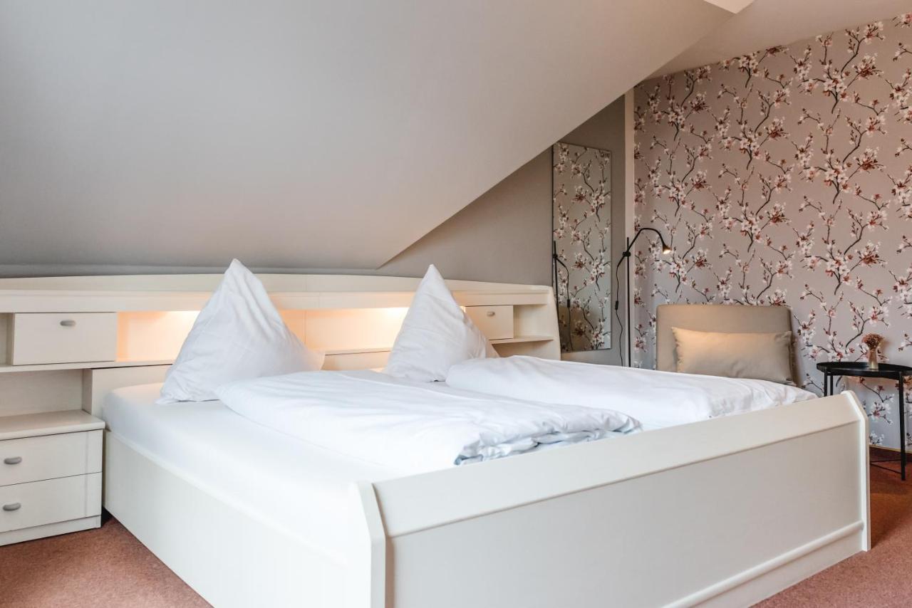 Straendhus Bed&Breakfast Hasselberg  Exterior photo