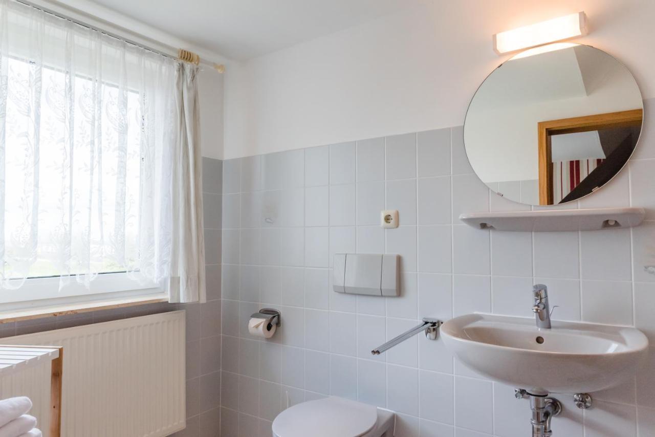 Straendhus Bed&Breakfast Hasselberg  Exterior photo