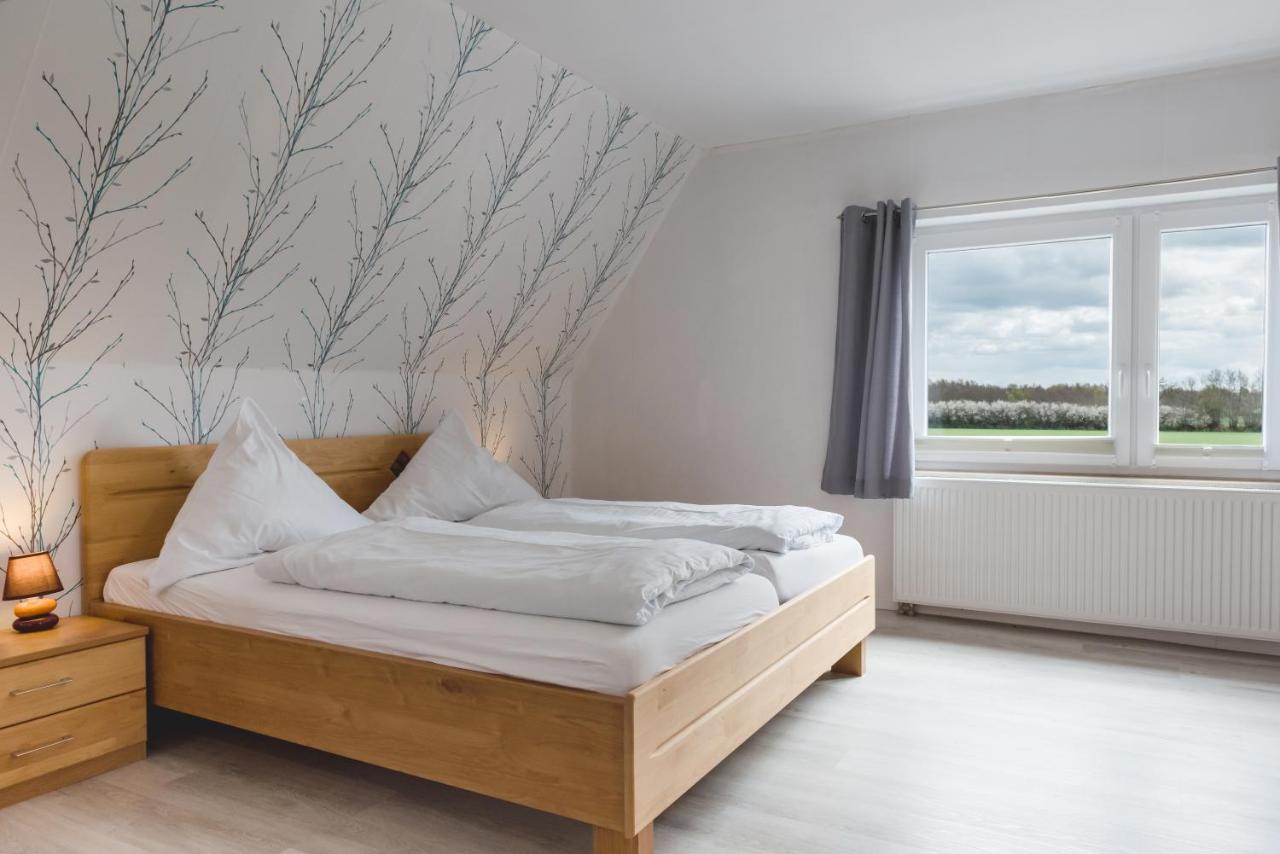 Straendhus Bed&Breakfast Hasselberg  Exterior photo