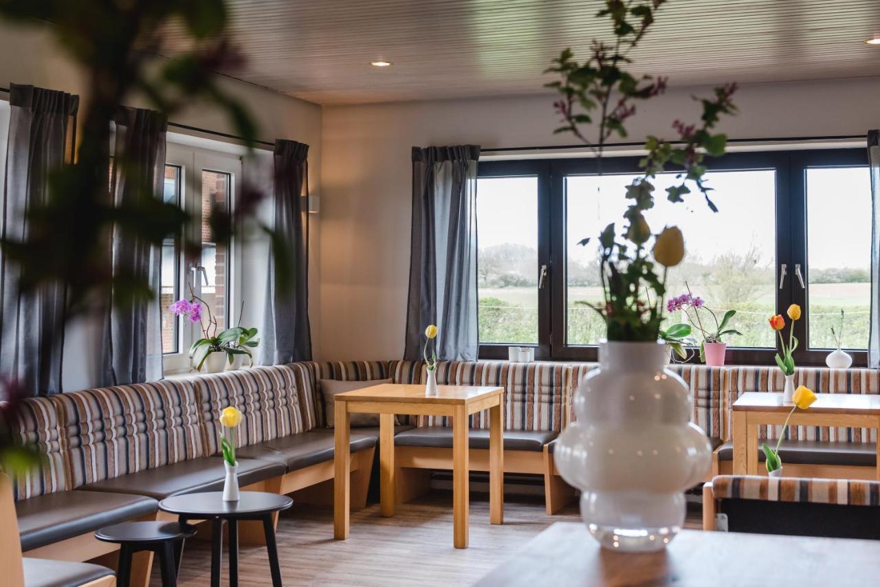 Straendhus Bed&Breakfast Hasselberg  Exterior photo