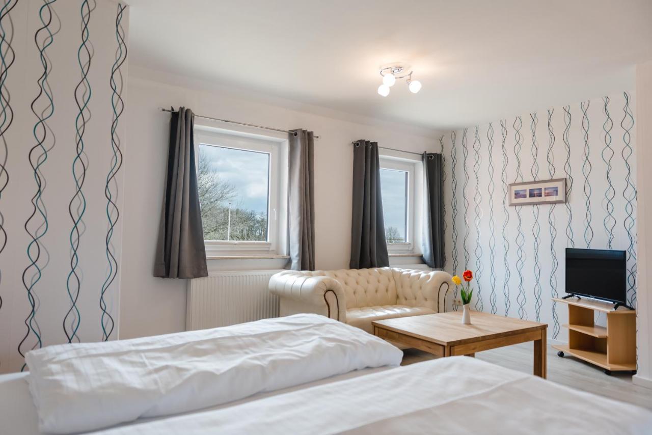Straendhus Bed&Breakfast Hasselberg  Exterior photo